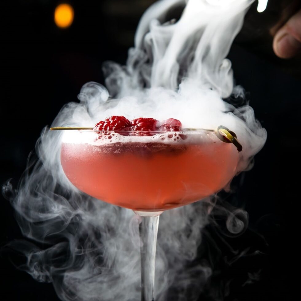 Unique dining & Exquisite cocktails M Kitchen